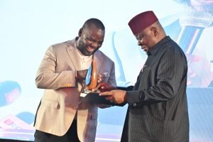 Nigerian Oil and Gas Forum honours Dr. Julius Rone, GMD/CEO, UTMOL